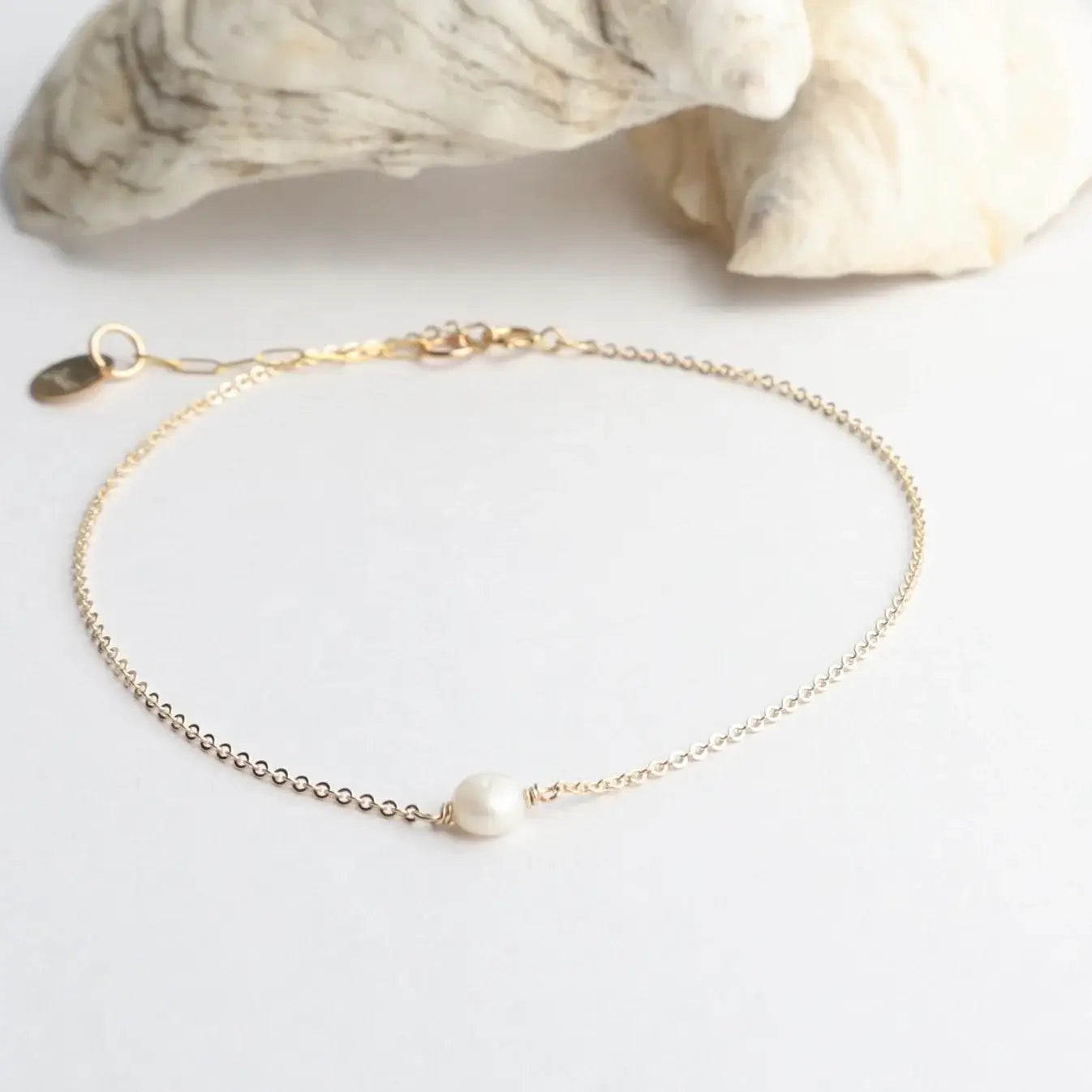 Dainty Single Pearl Anklet: Gold Filled
