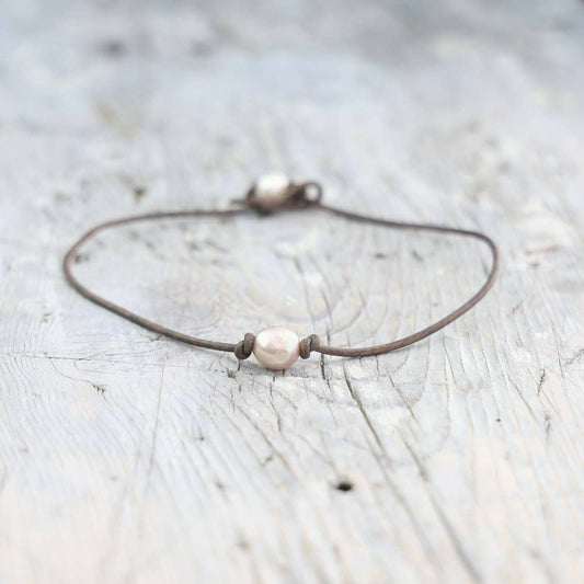 Pink Pearl Classic Single Choker: Beach Stone / 18"