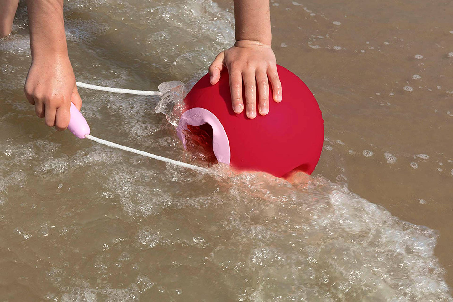 Quut Ballo - No spill bucket. Beach Sand and Pool Toy.: Ocean