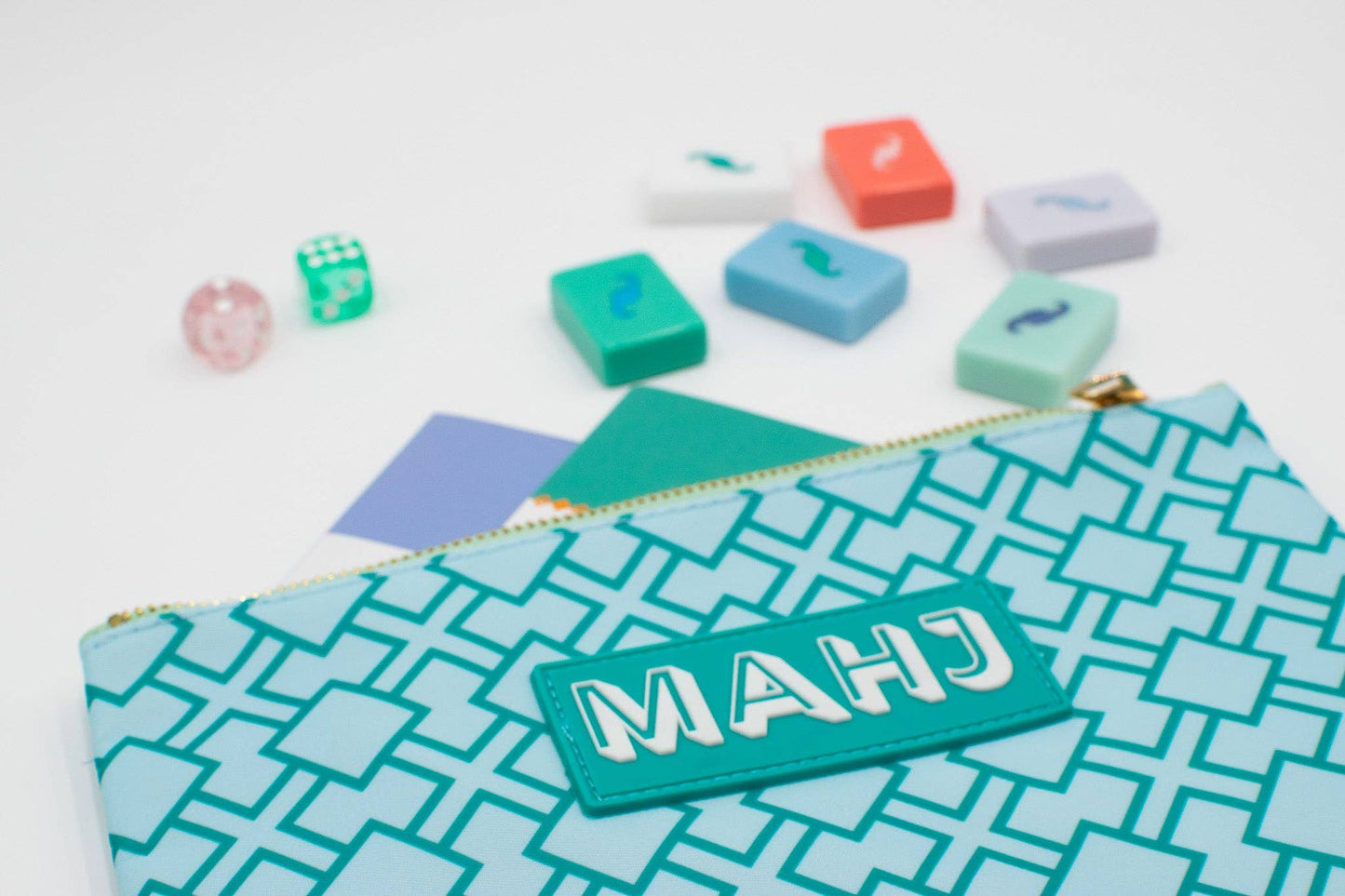 Premium Mahjong Card & Accessory Bag: Arrows- Red Card & Accessory Bag