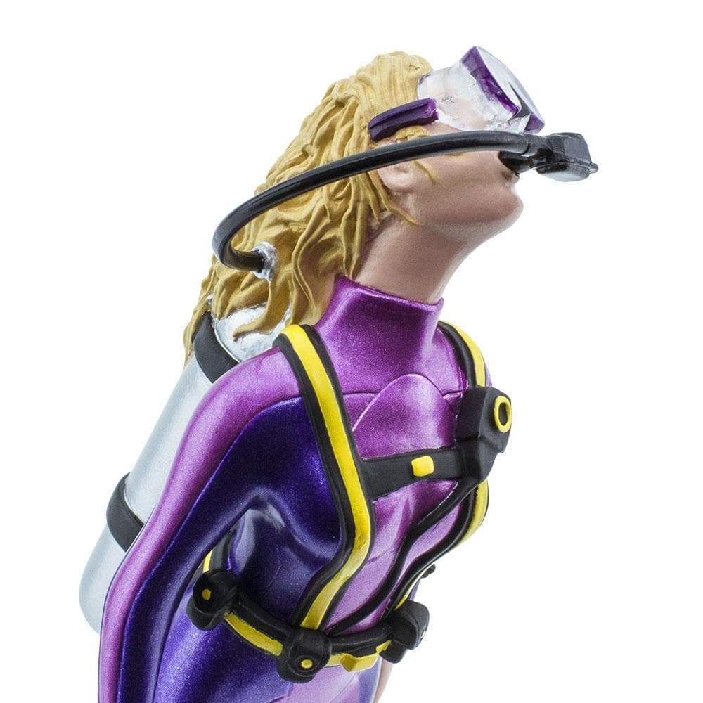 Michelle the Underwater Adventurer figurine - view 3