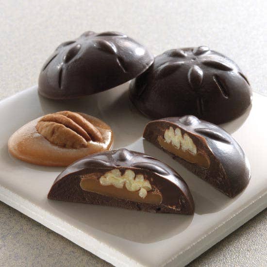 Harbor Sweets Chocolates Sand Dollars Gable Box caramel 6 pc