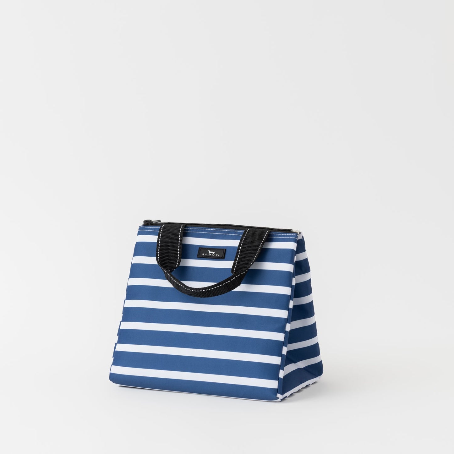 Eloise Lunch Bag lifestyle shot