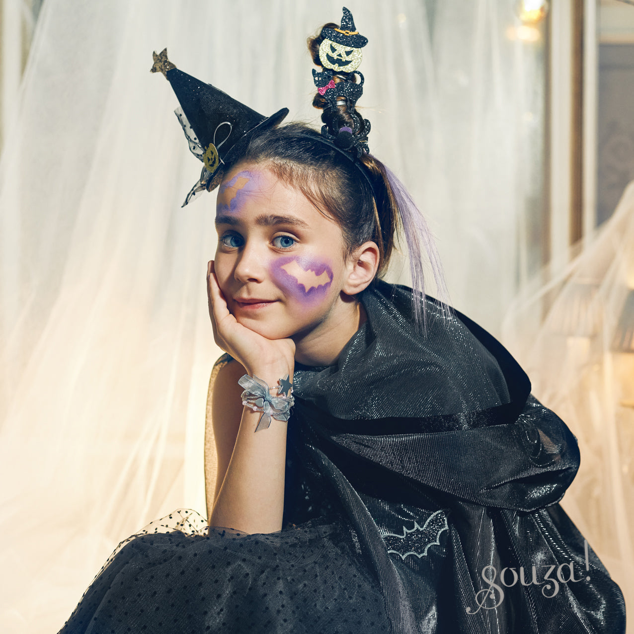 Mathilde Halloween Costume Cape for Kids - Carnival & Festive Use (2 sizes)