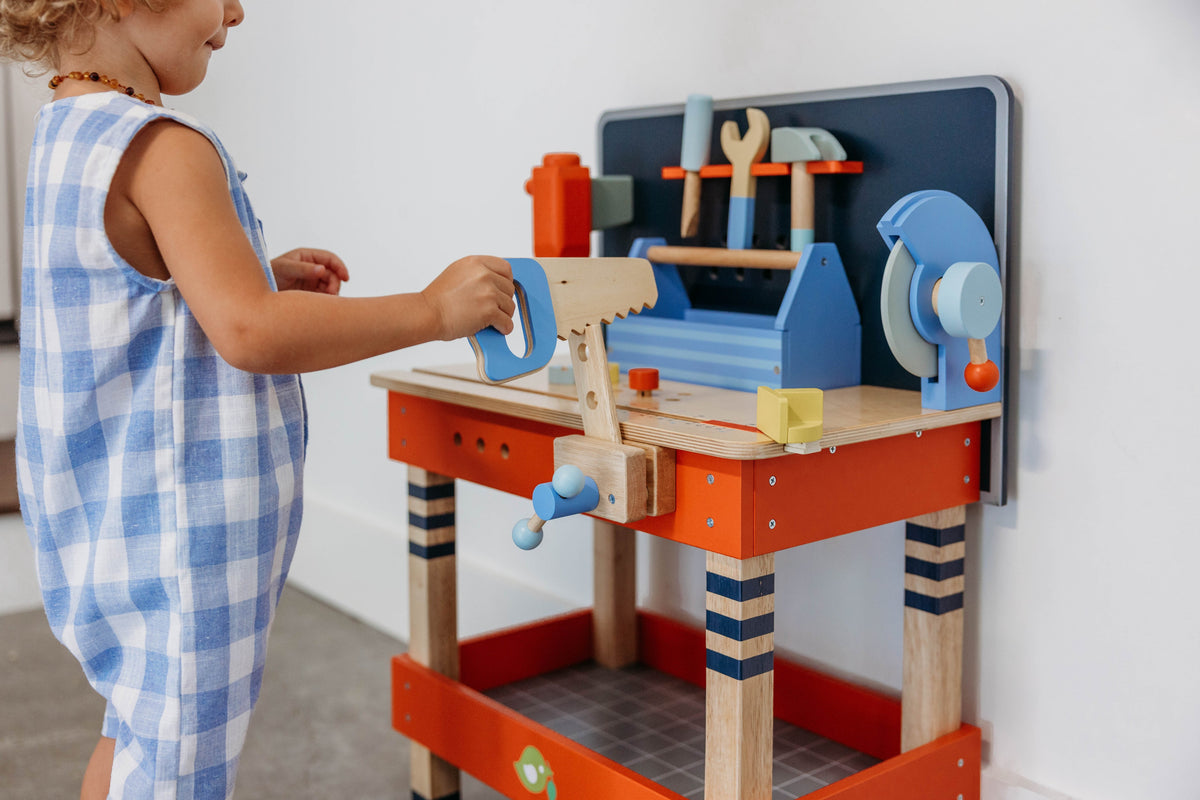 Tenderleaf Tool Bench