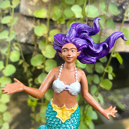 Purple-Haired Mermaid figurine - view 1