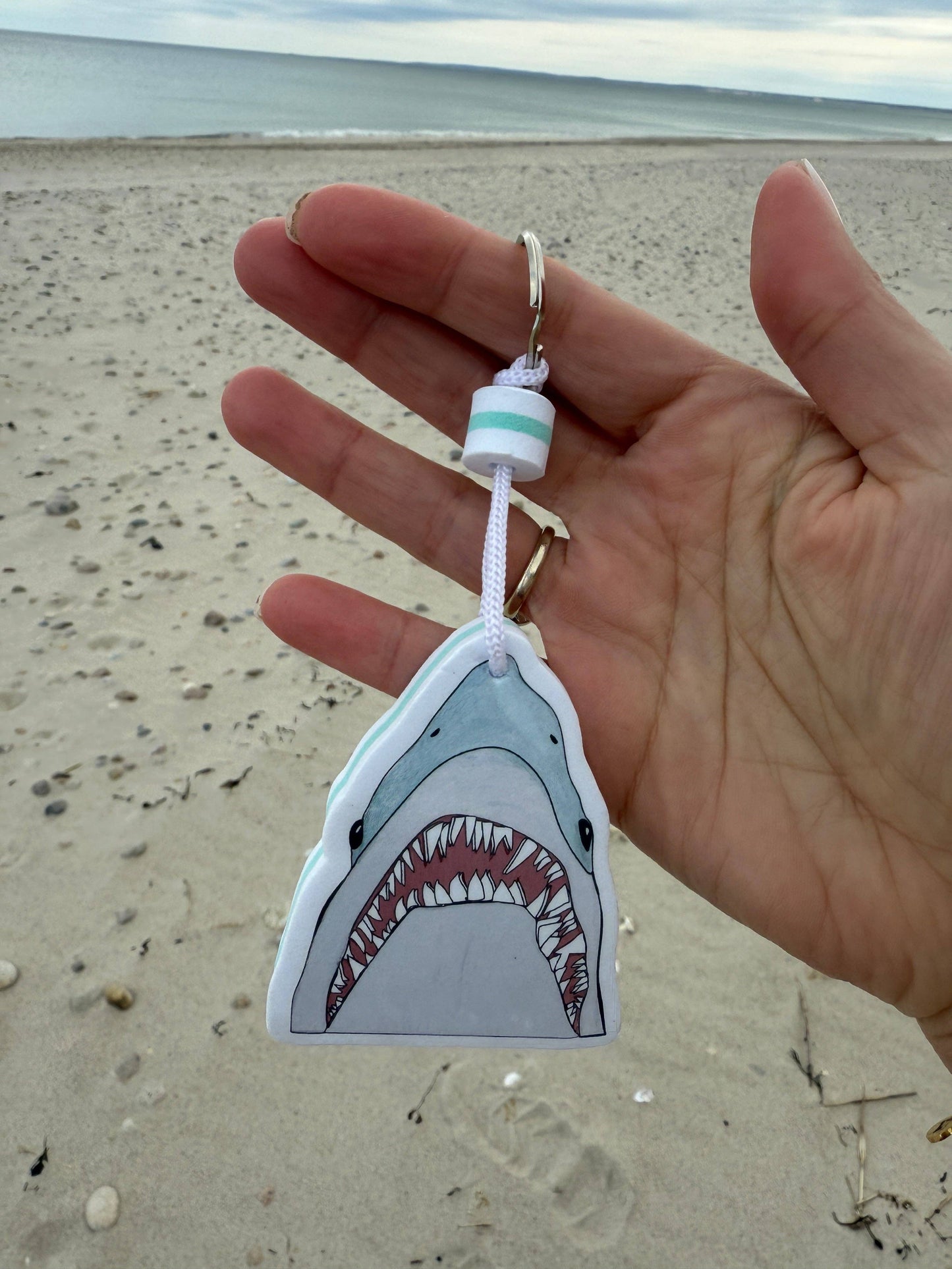 New Floating Jaws Shark Keychain 🦈