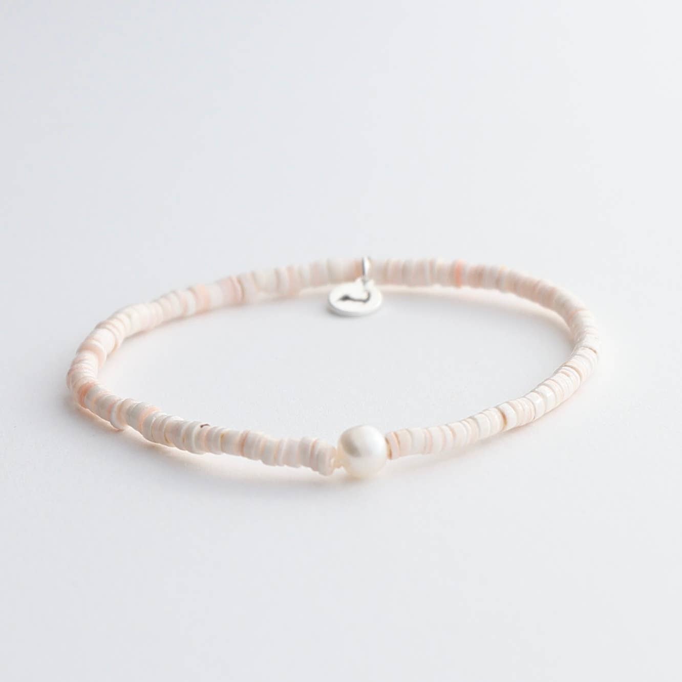 Puka Shell Hundred Summer Bracelet