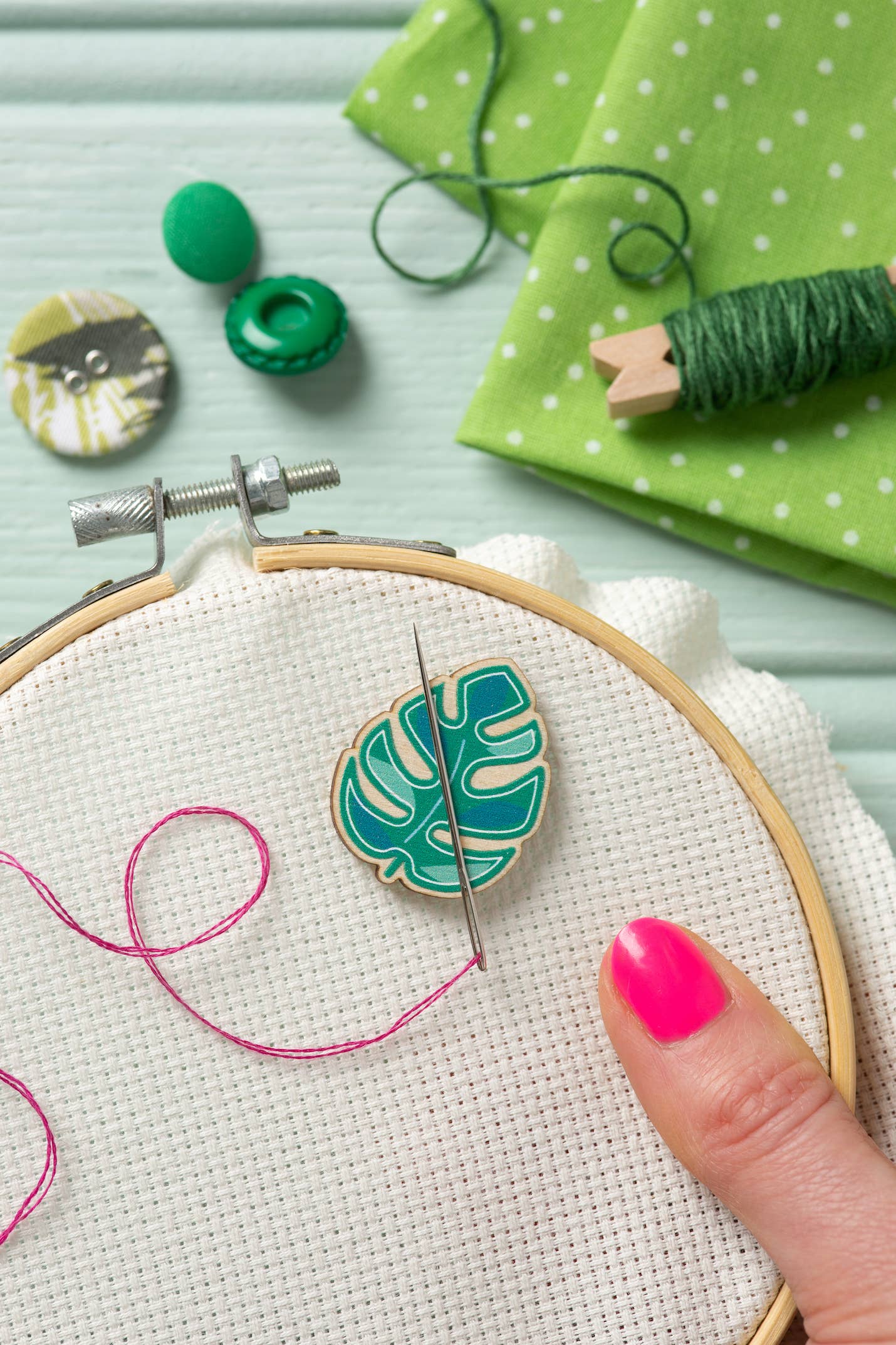 Monstera Leaf Magnetic Needle Minder | Gift for Crafters