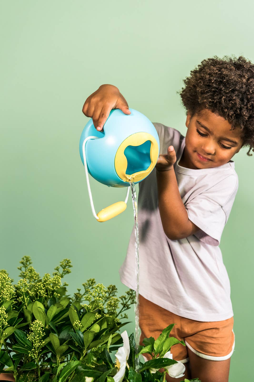 Quut Mini Ballo - Kids smart, modern design no spill bucket: Banana Blue