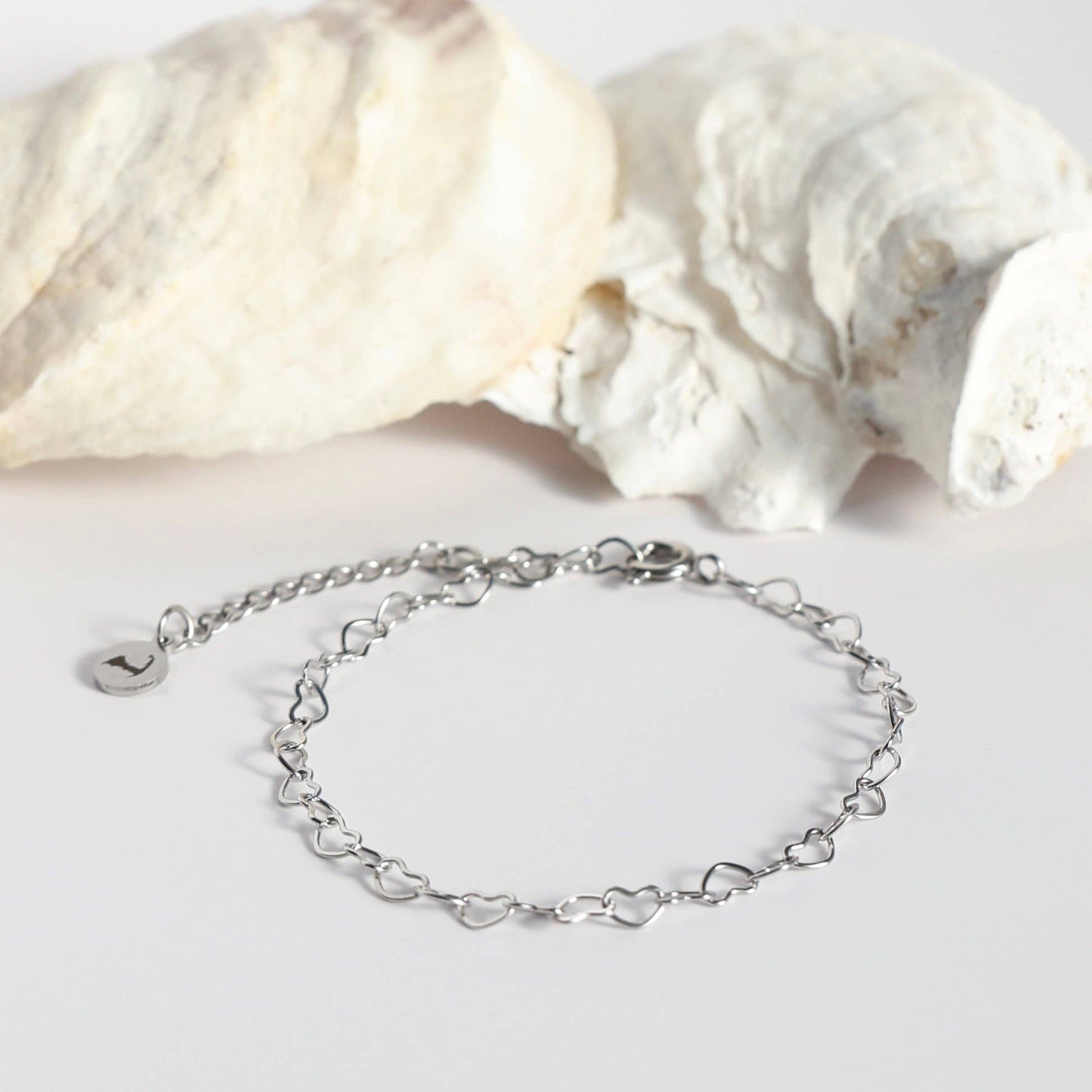 All Hearts Anklet: Gold Filled